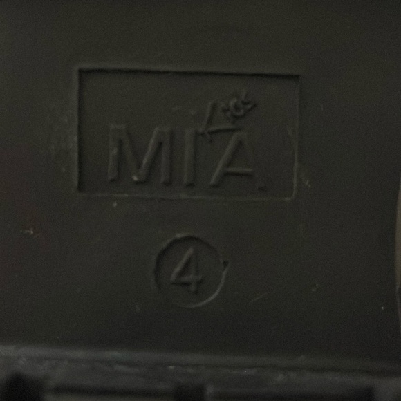 Cute black boots from brand MIA.They are a size 4 kids.These boots are new. - Picture 7 of 7